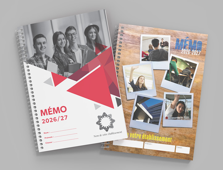 Deux carnets de correspondance pour le collège à reliure spirale sont présentés. L'un présente un motif géométrique moderne avec des élèves souriants, tandis que l'autre affiche un fond en bois et des photos de classe de type polaroïd avec MÉMO 2026-2027 en texte bleu.